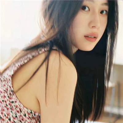 想被拥抱的12个女人